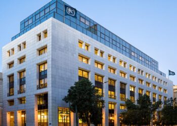 Alpha Bank: Δεσμευτική συμφωνία για πώληση δανείων στη Hoist