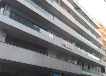 Πλειστηριασμοί: Σε «κλοιό» σφυριών ο Mr. Staff Jeans (pics)