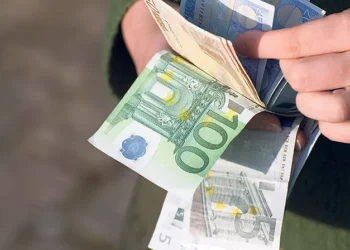 Ελλάδα 2.0: Επιδοτήσεις 445 εκατ. ευρώ για ψηφιακό μετασχηματισμό σε μικρομεσαίες επιχειρήσεις