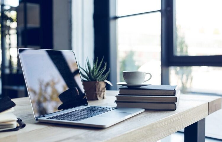 Νέα συνταγή της επιτυχίας: Η Gen Z δεν ψάχνει τη «δουλειά των ονείρων» της