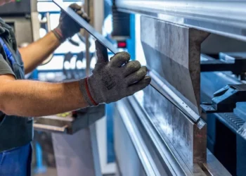 ΕΛΣΤΑΤ: Αύξηση 39,9% σημείωσε ο γενικός δείκτης τιμών παραγωγού στη βιομηχανία