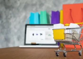 Η νέα ψηφιακή «βίβλος» για τους λάτρεις του shopping therapy