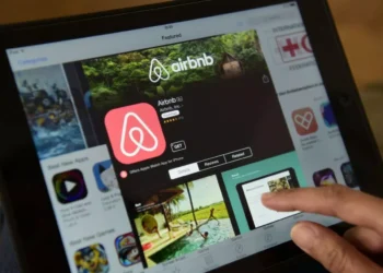 Οι προορισμοί των Airbnb στην Ελλάδα που δεν «τράβηξαν» φέτος τον Αύγουστο