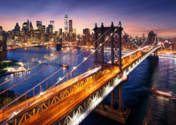 ΗΠΑ-πληθωρισμός: Οι έμποροι λιανικής μειώνουν τις τιμές στα είδη ρουχισμού, καθώς οι καταναλωτές περιορίζουν τις αγορές τους