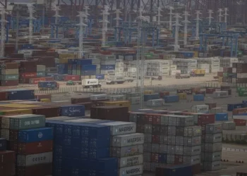 Εμπόριο: Νέα μείωση στα ναύλα και στο βάθος… παγκόσμια ύφεση