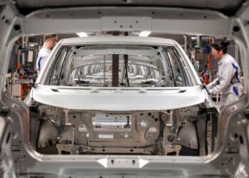 Αλλάζει ο βιομηχανικός χάρτης της Ευρώπης: Στο τραπέζι η μεταφορά εργοστασίων