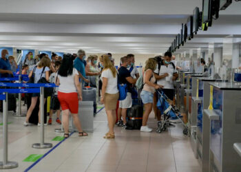 «High spenders» τουρίστες: Εκτοξεύθηκαν οι αφίξεις Αμερικανών στην Ελλάδα