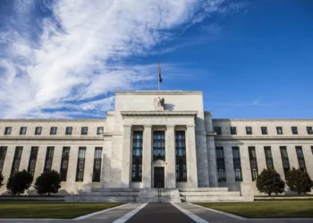 Επιβεβαιώθηκαν οι προβλέψεις: Η Fed προχωρά σε νέα αύξηση στα επιτόκια κατά 75 μονάδες βάσης