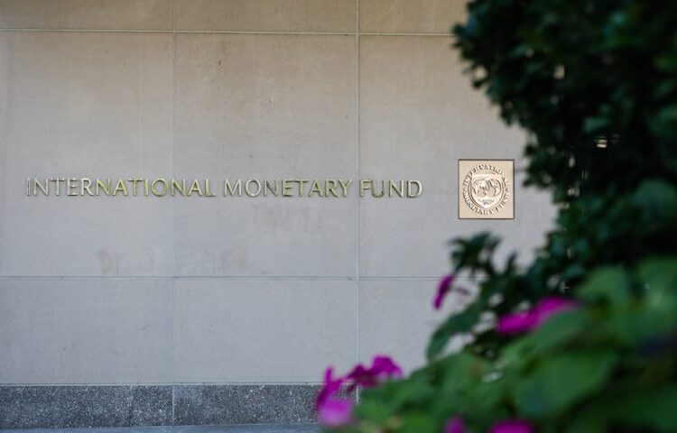 Καμπανάκι ΔΝΤ για το χρέος: Επείγει η αναδιάρθρωση του δημοσιονομικού πλαισίου στην Ε.Ε.