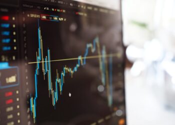 Τέλεια καταιγίδα στην αγορά χρέους: Σε bear market για πρώτη φορά τα τελευταία 40 χρόνια