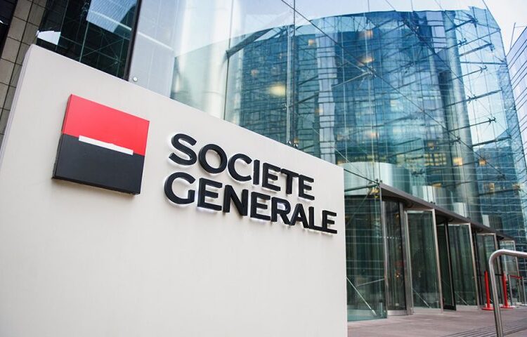 Διπλό review από Moody’s – DBRS: 4 λόγους αναβάθμισης βλέπει η Societe Generale