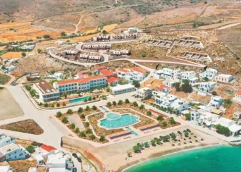 Ένα «βασιλικό» project άνω των 25 εκατ. ευρώ στην Κύθνο (pics)