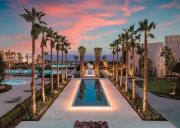 Το παρασκήνιο πίσω από το στρατηγικό deal της Sani/Ikos με το GIC της Σιγκαπούρης (pics)