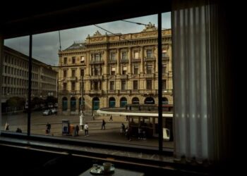 Άλλη μία GameStop: Πώς η Credit Suisse έγινε meme stock μέσα σε μία μέρα