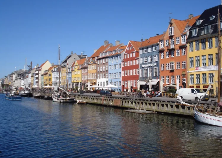 Οι πιο ακριβές πόλεις στην Ευρώπη για κατανάλωση ενέργειας – Ποια η θέση της Αθήνας (infographic)