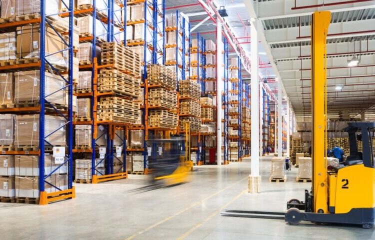 Επενδύσεις 2 δισ. ευρώ σε σύγχρονες μονάδες logistics