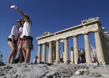 Ξενοδοχεία Αθήνας: Μέση πληρότητα κοντά στα επίπεδα του 2019 – Τι δείχνουν τα στοιχεία της ΕΞΑΑΑ