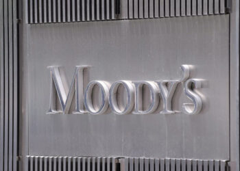 Η Moody’s αναβάθμισε έξι ελληνικές τράπεζες – Διαπιστώνει βελτίωση της ελληνικής οικονομίας