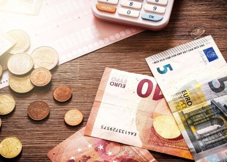 Χιλιάδες επιχειρήσεις καλούνται να επιστρέψουν την επιστρεπτέα προκαταβολή