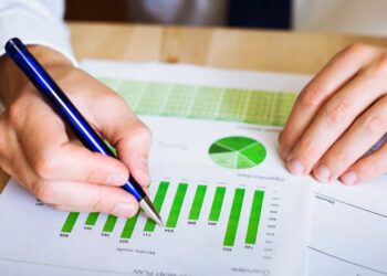 ΕΒΕΠ: Νέο ρεκόρ σημειώνουν, από τις αρχές του 2022, οι ιδρύσεις νέων εταιρειών στον Πειραιά