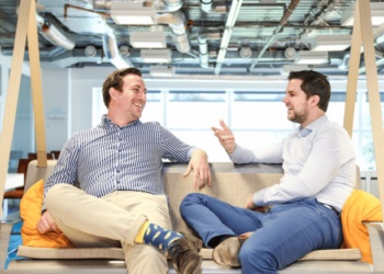 Η Ecoligo συγκεντρώνει 10 εκατ. ευρώ για να προωθήσει την ενεργειακή μετάβαση στις αναδυόμενες αγορές