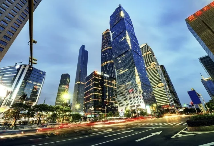 Είναι η Κίνα ο νέος «μαύρος κύκνος» για την παγκόσμια οικονομία και τις αγορές;