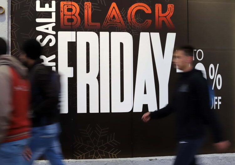 Έρευνα Pricefox: Ποια προϊόντα αξίζει να αγοράσεις στο Black Friday;