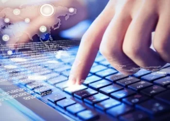 Smart Readiness Voucher: Έρχεται επιδότηση για οπτικές ίνες σε κτίρια