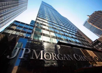 JP Morgan: Οι προβλέψεις και οι τιμές στόχοι των ελληνικών τραπεζών για το γ’ τρίμηνο του έτους