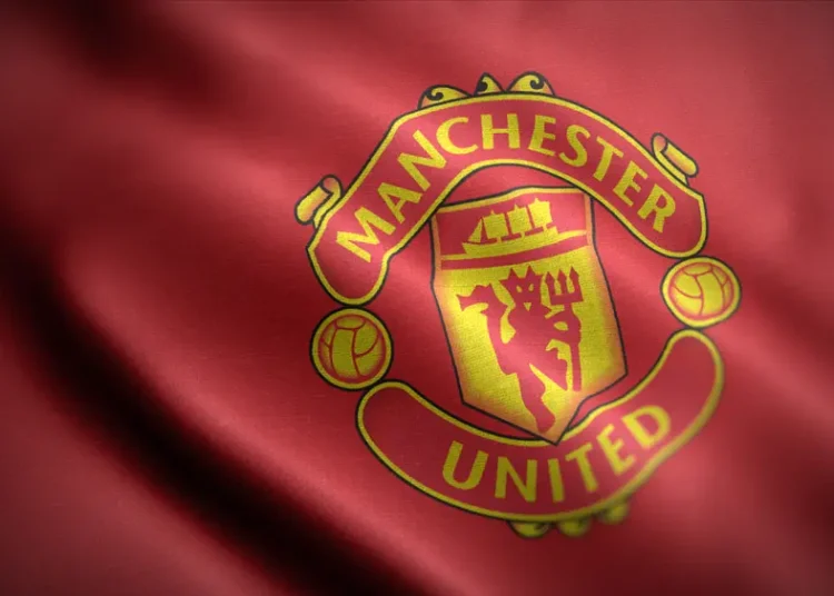 «Βόμβα» από την Apple: Ετοιμάζεται να εξαγοράσει τη Manchester United;