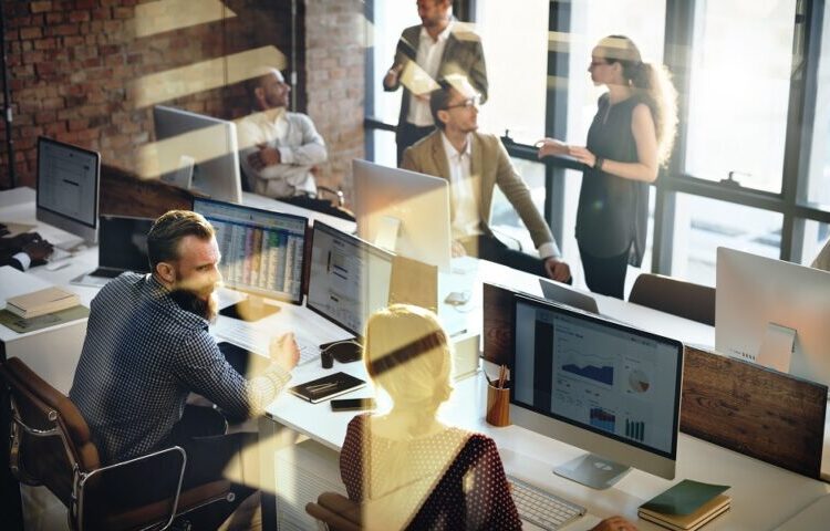 Γιατί πρέπει να ψάχνετε συνέχεια για δουλειά – Ακόμη κι αν είστε ευχαριστημένοι τώρα