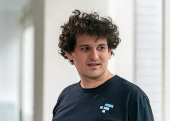 Crypto: Συνελήφθη στις Μπαχάμες ο ιδρυτής της FTX έπειτα από ποινική δίωξη των ΗΠΑ