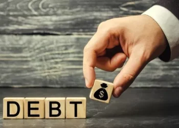 Σε πώληση χρέους $42 δισ. προχωρούν αμερικανικές και ευρωπαϊκές τράπεζες