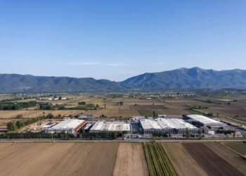 Sunlight Group: Εξαγόρασε το 51% της γερμανικής Triathlon