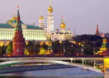 Κρεμλίνο: Δεν υπάρχει “χριστουγεννιάτικη εκεχειρία” στην ατζέντα για την Ουκρανία