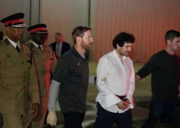 FTX: Στις ΗΠΑ ο Sam Bankman-Fried – Ένοχοι δήλωσαν συνεργάτες του