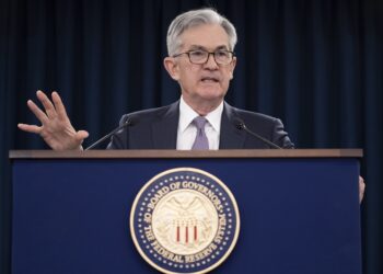 Powell (Fed): Κίνδυνος η αγορά εργασίας, αλλά ο πληθωρισμός θα επιστρέψει στο 2% το 2024