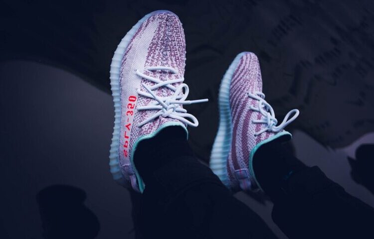 Adidas: Πόσο θα κοστίσει το «διαζύγιο» με την Yeezy