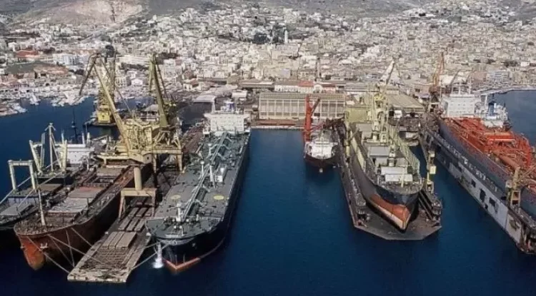 Ναυπηγεία Ελευσίνας: Fincantieri και Leonardo υπέγραψαν μνημόνια συνεργασίας με ελληνικές εταιρείες – Τι αφορά