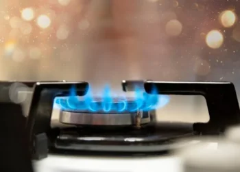 Φυσικό αέριο: Βυθίστηκαν κάτω από τα 50 ευρώ οι τιμές – Τέλος στην ενεργειακή κρίση;