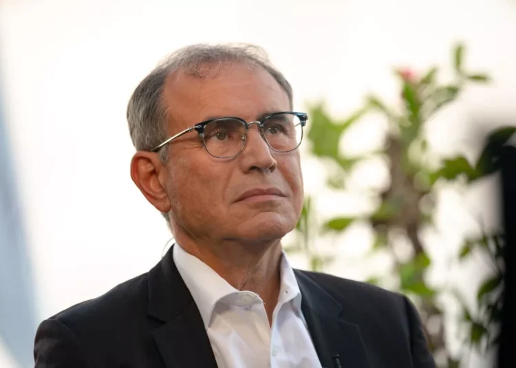 Ρουμπινί: Ο Dr. Doom προβλέπει «ανώμαλη προσγείωση» της παγκόσμιας οικονομίας