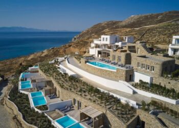 Μύκονος: Αναστέλλεται η εκτός σχεδίου δόμηση