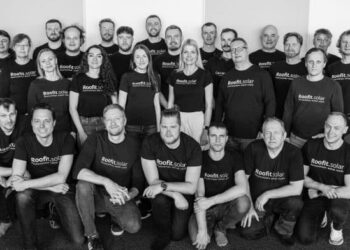 Η Roofit.Solar συγκεντρώνει 6,45 εκατ. ευρώ για να καλύψει την αυξανόμενη ζήτηση για ηλιακή ενέργεια σε στέγες