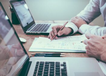 PwC: Αναπτυξιακό άλμα 15ετίας για τις οικογενειακές επιχειρήσεις