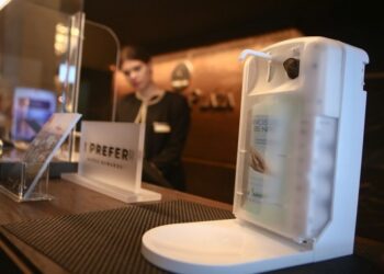 Τουρισμός: Οι 10 λόγοι για τις ελλείψεις εργαζομένων