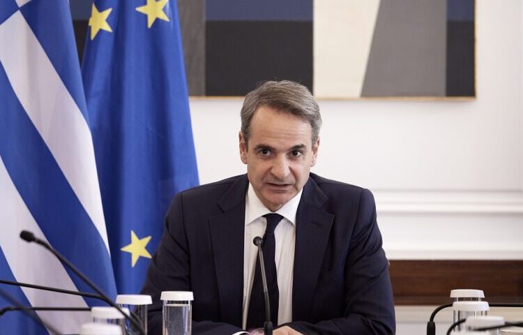Στα 780 ευρώ ο κατώτατος μισθός – Ποιους επηρεάζει