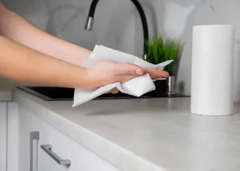 Ελληνική πρωτοπορία: Επιστήμονες δημιούργησαν χαρτί από…βακτήρια!