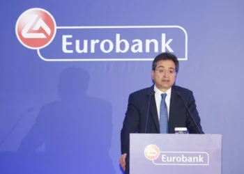 Eurobank: Ανοίγει τον χορό της «εξόδου» του ΤΧΣ – Η κίνηση με το μέρισμα και οι στόχοι για την επόμενη τριετία