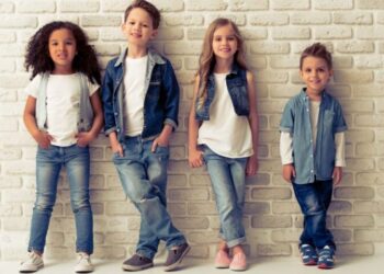 Το χρυσωρυχείο της Generation Alpha: Γιατί η βιομηχανία του marketing «καλοβλέπει» τα σημερινά 10χρονα