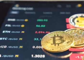 Bitcoin: Έγινε ψηφιακός χρυσός; Οι προβλέψεις για 100.000 και 1 εκατ. δολάρια